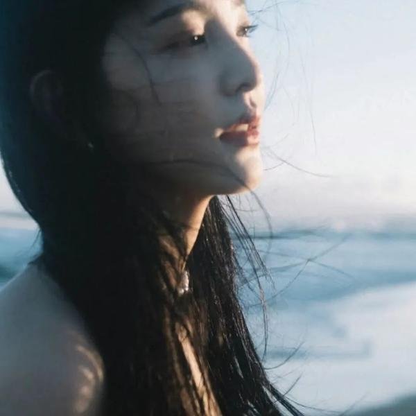通灵美人