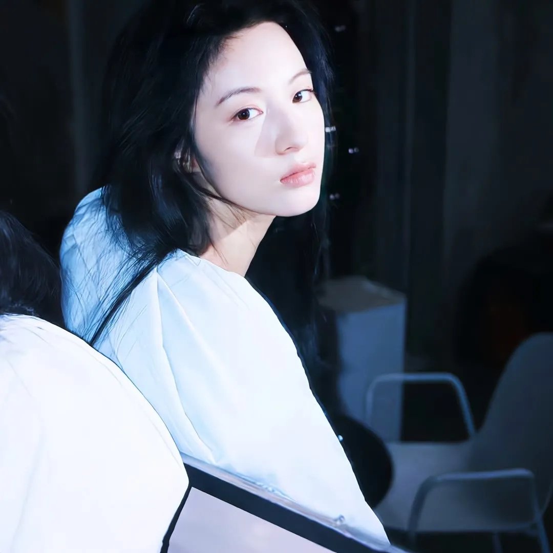 眠山怪影